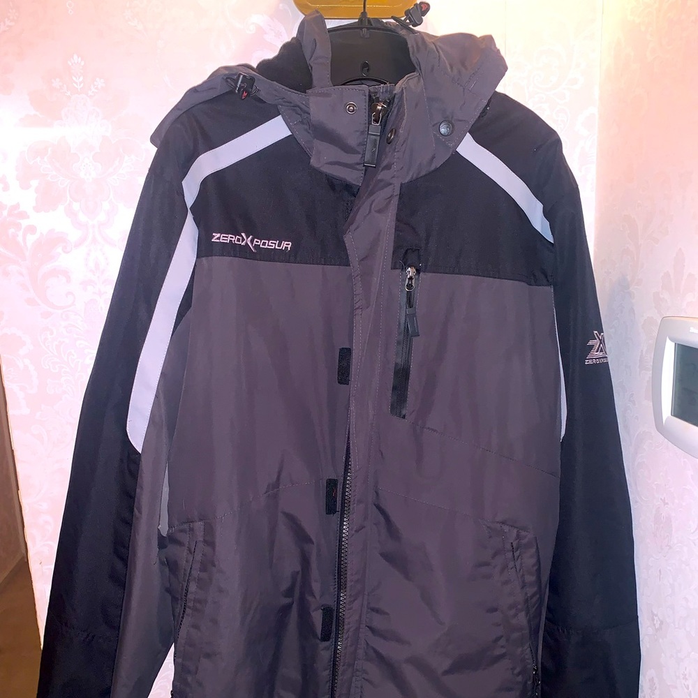 Men’s size medium gray zeroxposur ski jacket